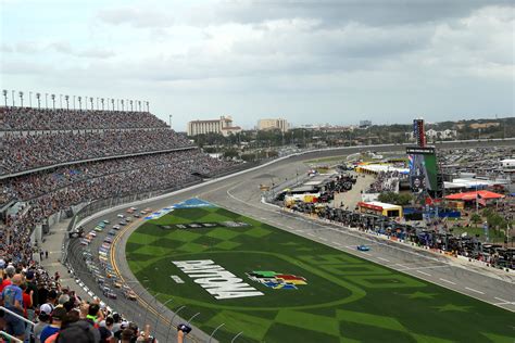 daytona international speedway history